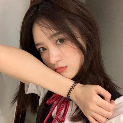 白色的女人